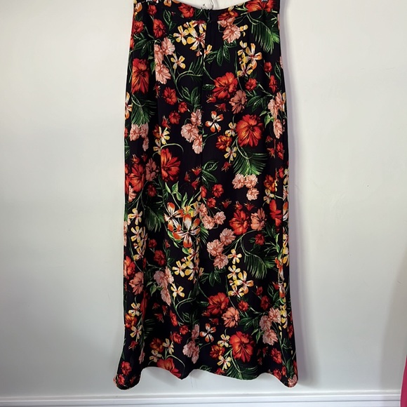 Lush Hawaiian floral side slit skirt - Picture 6 of 8